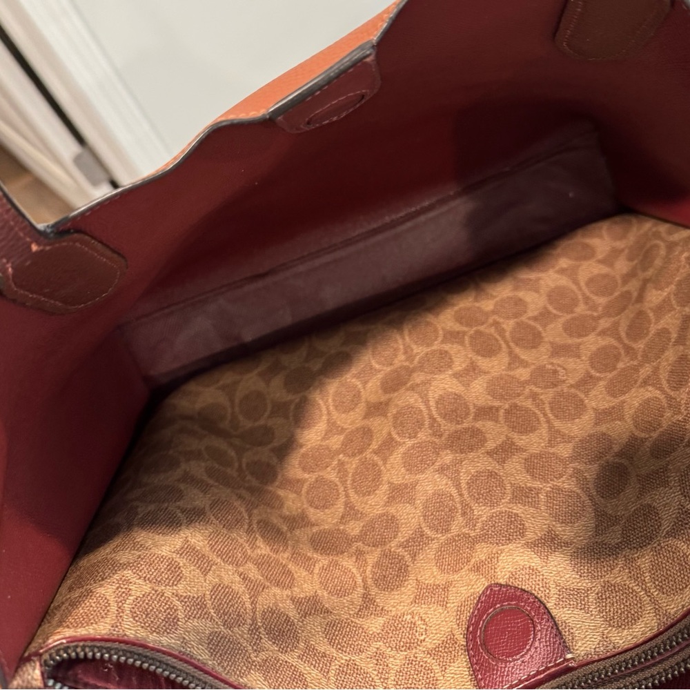 ❤️Coach Willow C0692 Colorblock Polished Pebble Leather Saddle/Gunmetal Tote - Picture 9 of 13